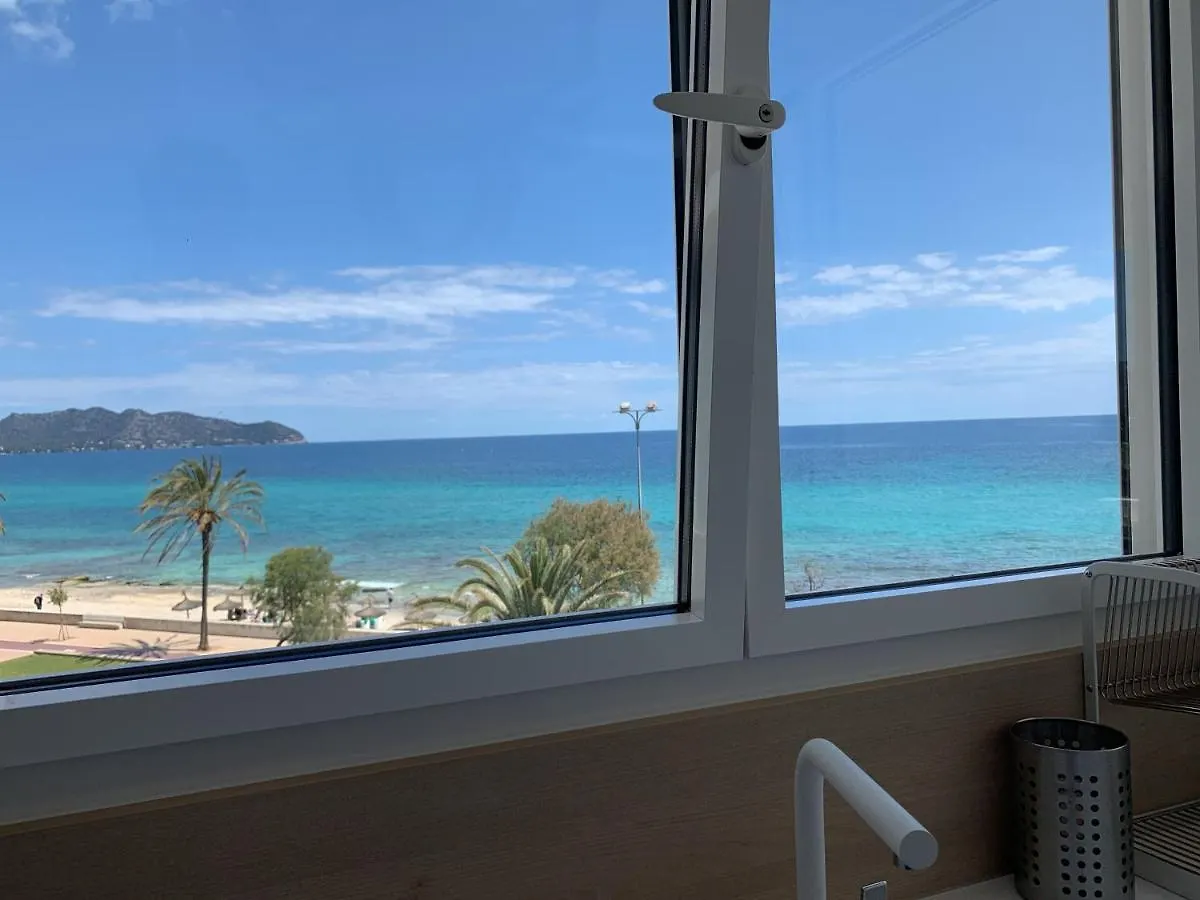Sea Club Apartments Cala Millor  Spain